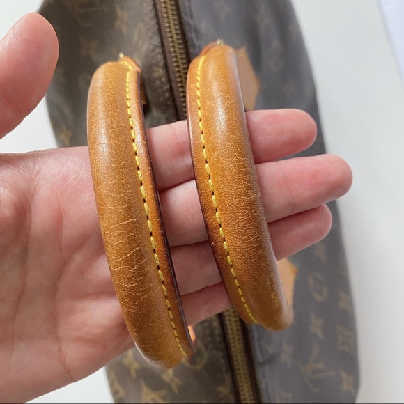 Authentic Louis Vuitton Speedy 30 - Picture 4 of 10